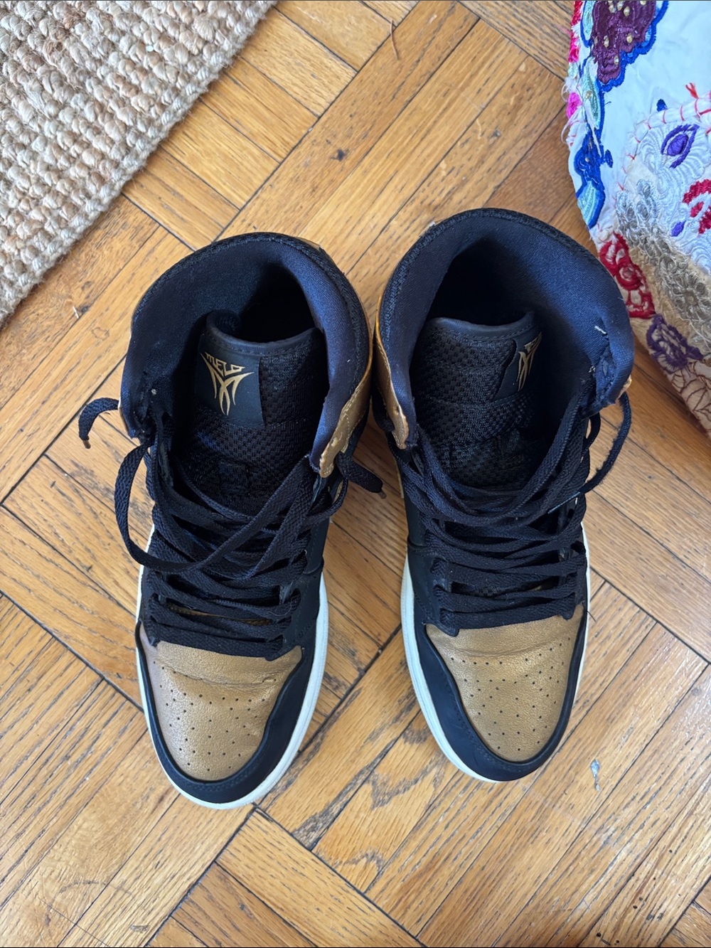 Air Jordan 1 Retro High “Melo” - Picture 10 of 10